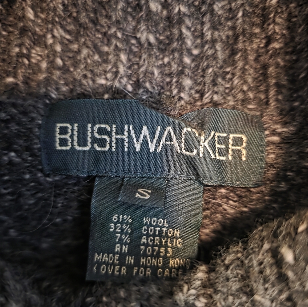 Vintage Bushwacker Wool Blend Reindeer Snowflake Sweater S - Picture 4 of 4